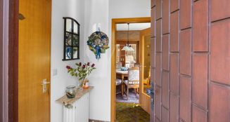 von_poll_real_estate_property_25284020_image_2