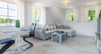 von_poll_real_estate_property_25284024_image_12