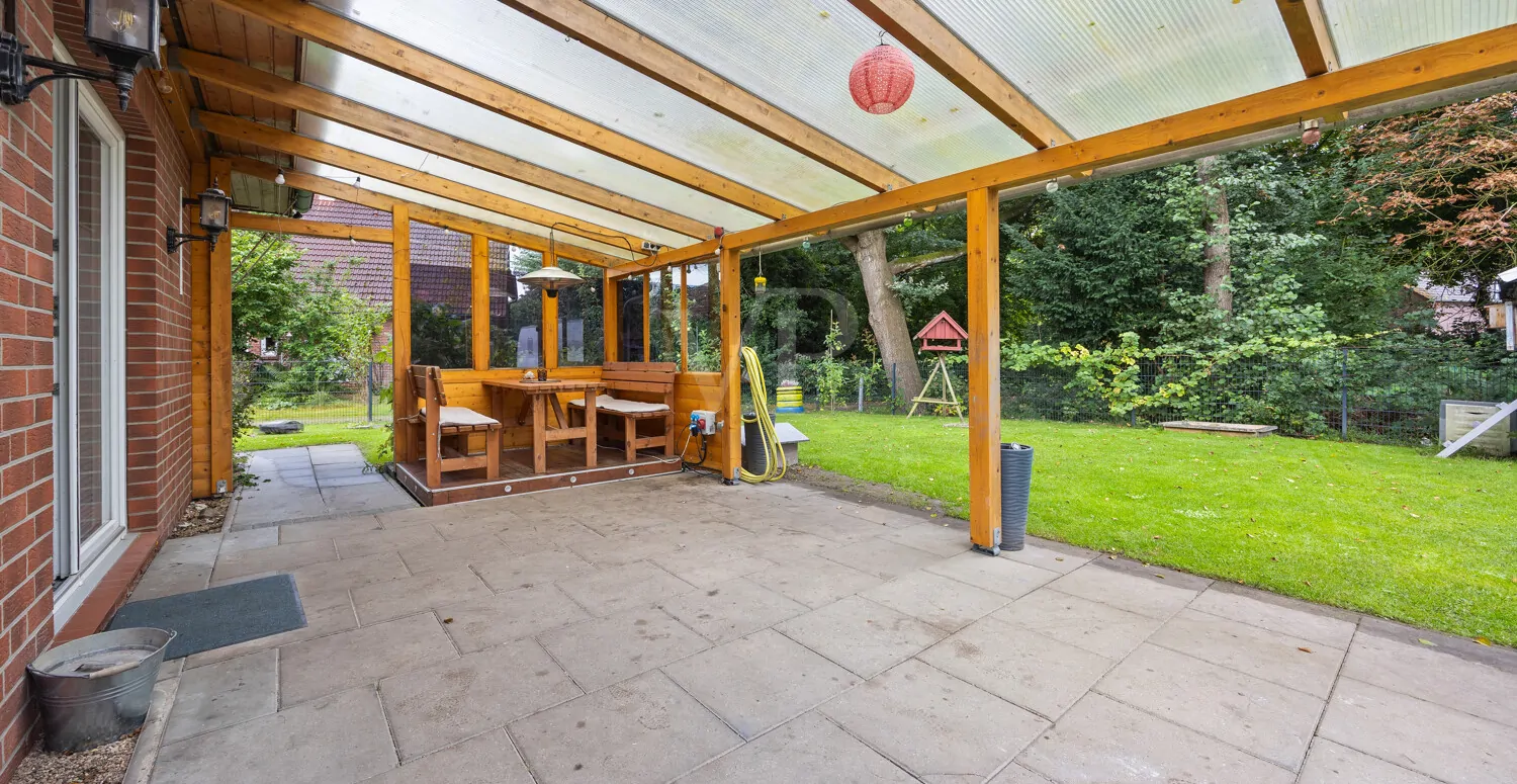 Überdachte Terrasse
