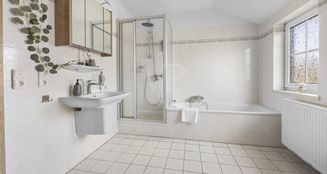 von_poll_real_estate_property_25284018_image_15