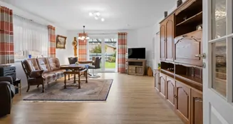 von_poll_real_estate_property_25284023_image_2