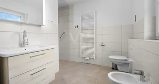 von_poll_real_estate_property_25284023_image_8