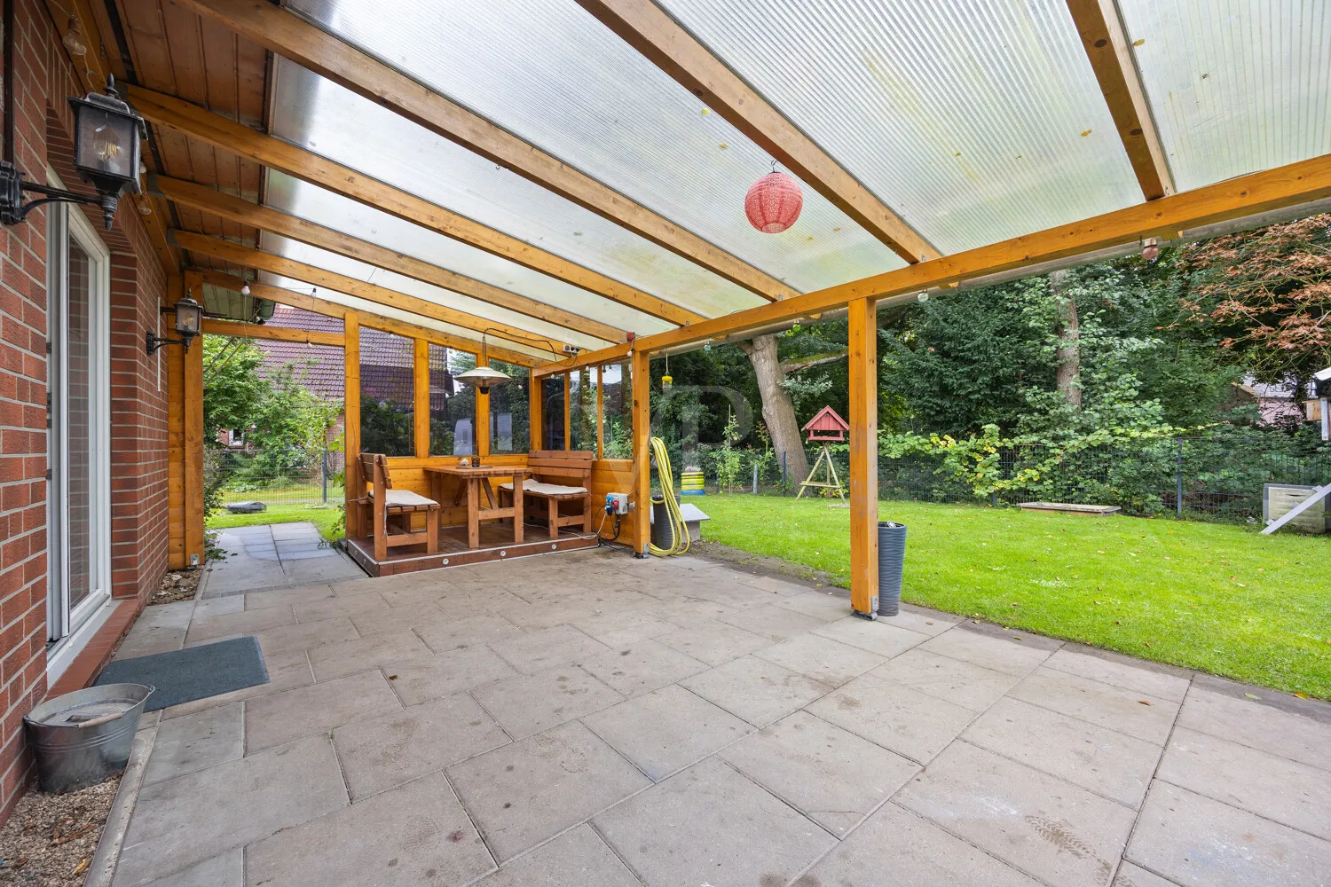 Überdachte Terrasse