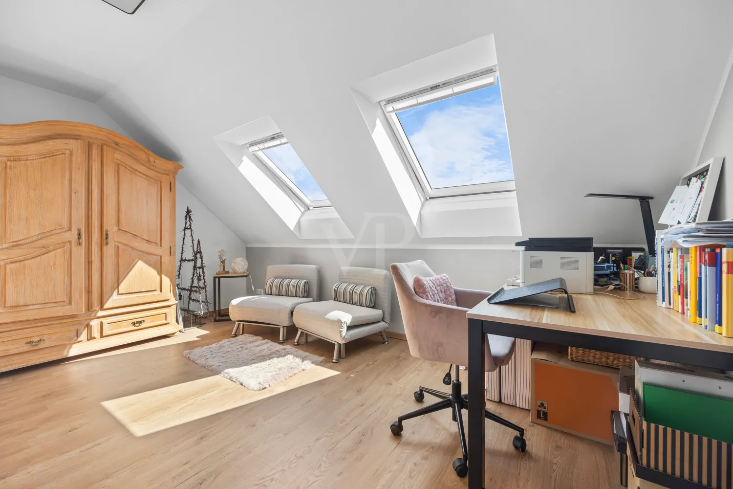 Büro oder Gästezimmer im Obergeschoss