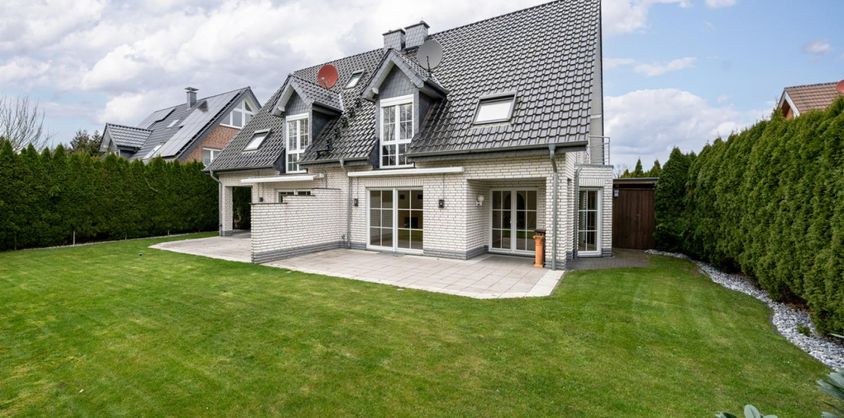 von Poll Immobilien GmbH