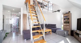 von_poll_real_estate_property_25220069_image_0