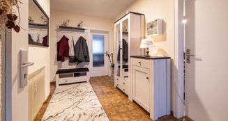 von_poll_real_estate_property_25220041_image_2