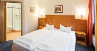 von_poll_real_estate_property_223150021_image_9