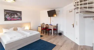 von_poll_real_estate_property_223150022_image_6