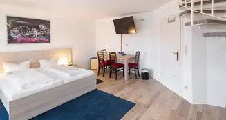 von_poll_real_estate_property_22315002_image_7