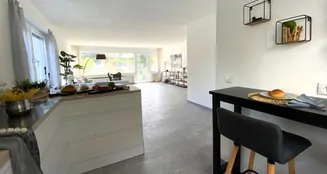 von_poll_real_estate_property_24315010_image_1