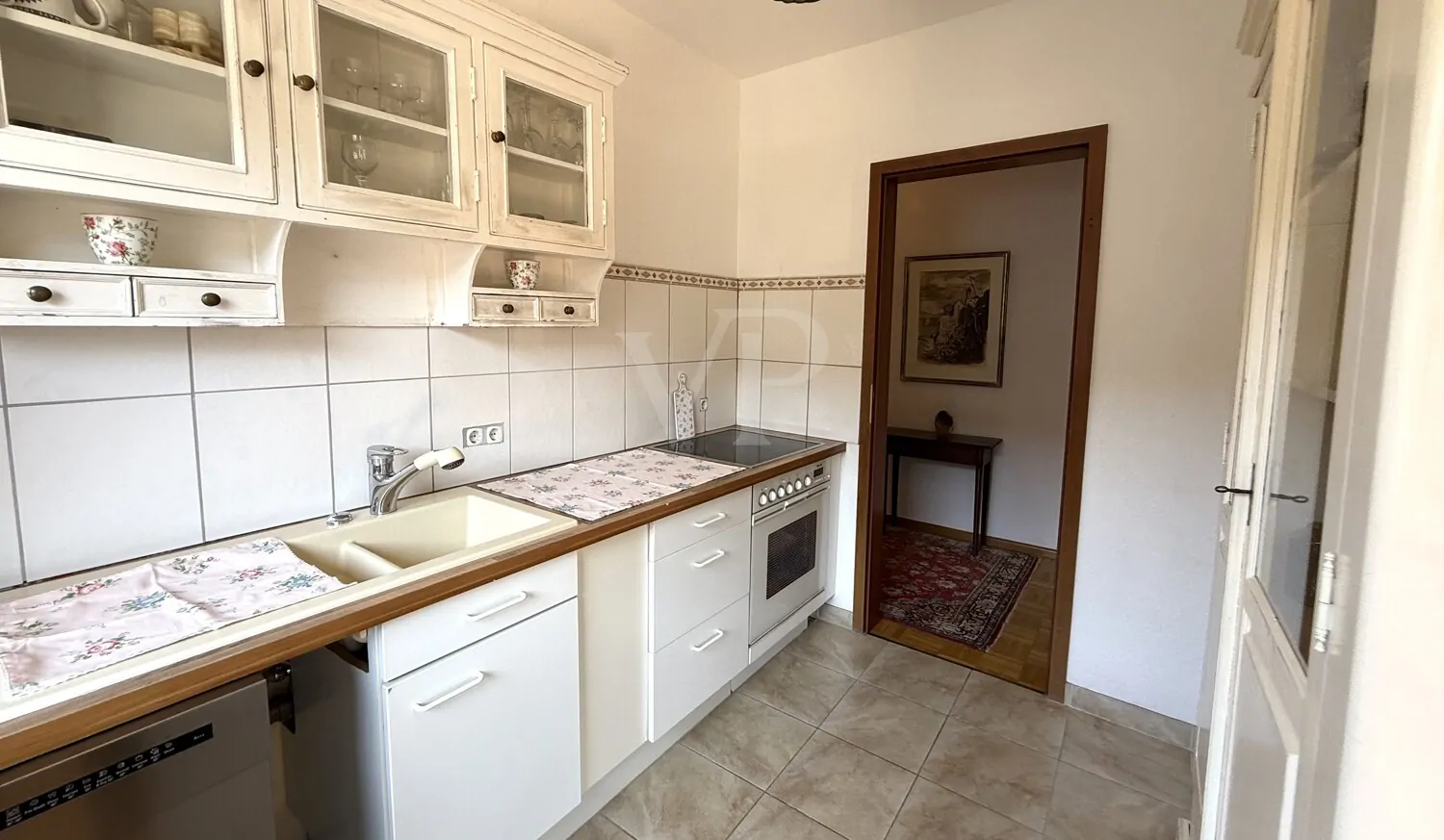 Ihr neues Zuhause: Charmantes Zweifamilienhaus mit vielen Möglichkeiten