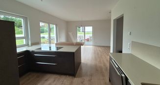 von_poll_real_estate_property_24315019_image_10