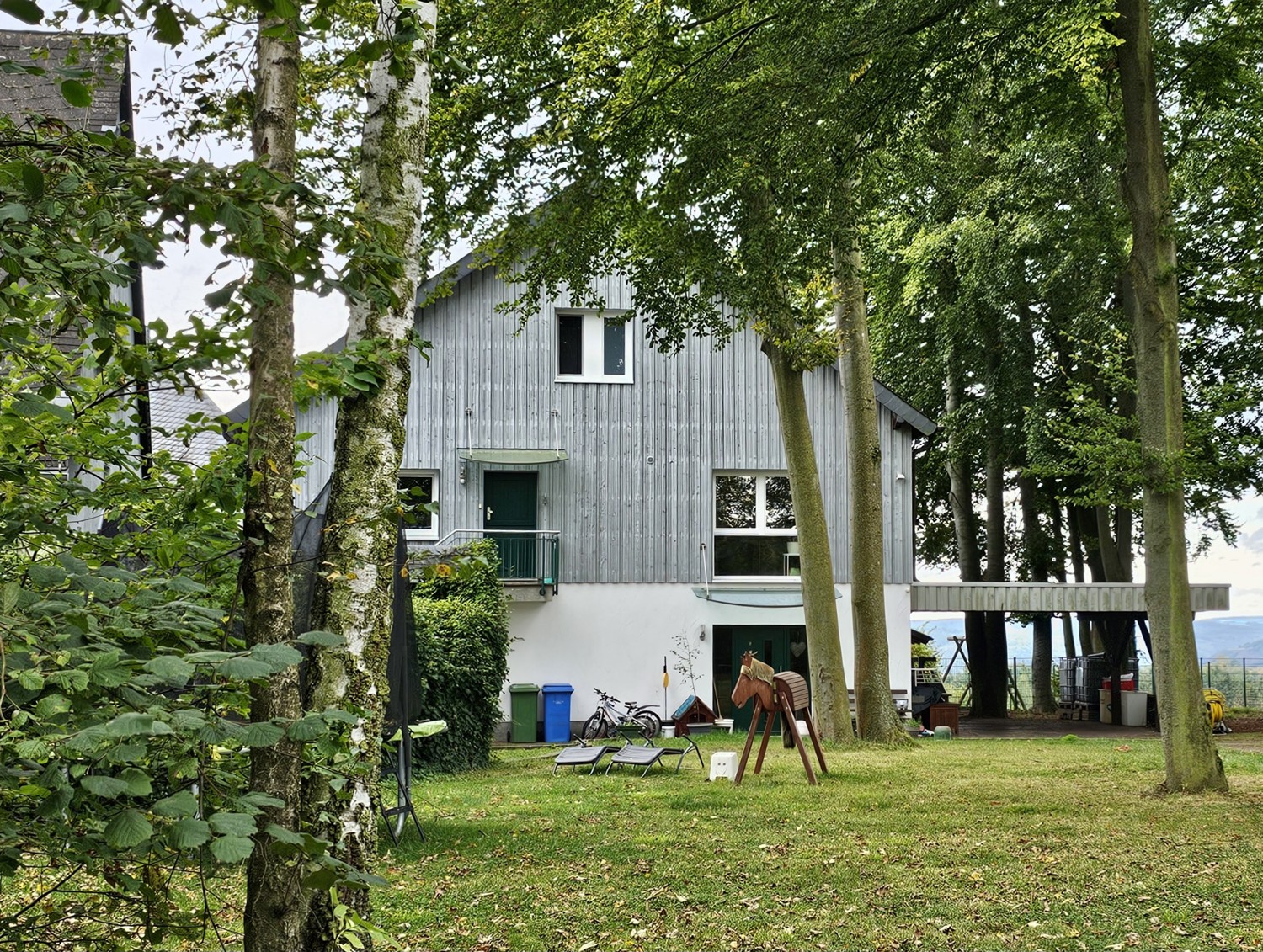 Großzügiges Einfamilienhaus in exklusiver Lage mit traumhaftem Weitblick