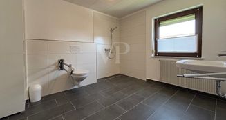 von_poll_real_estate_property_25315011_image_8