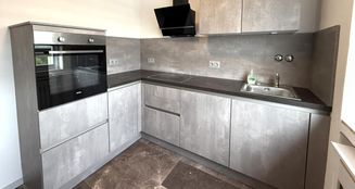 von_poll_real_estate_property_25315013_image_0