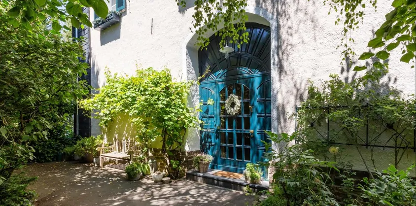 von Poll Immobilien GmbH