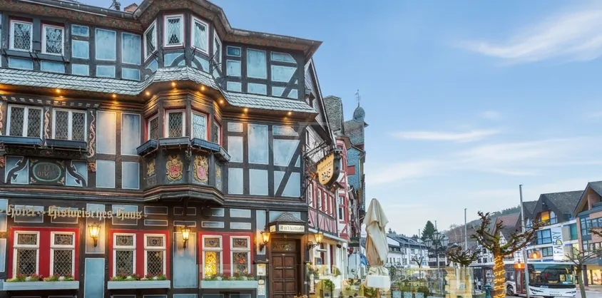 von Poll Immobilien GmbH