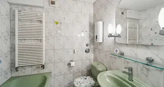 von_poll_real_estate_property_25271027_image_12