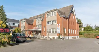 von_poll_real_estate_property_25271006_image_1