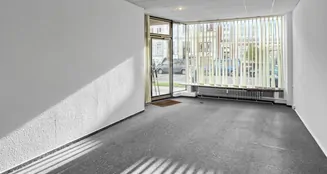 von_poll_real_estate_property_25271019_image_2