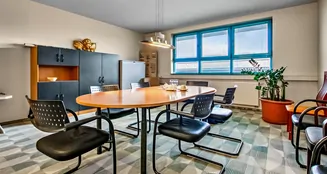 von_poll_real_estate_property_25271033_image_8