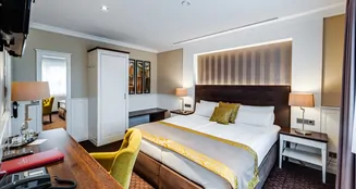 von_poll_real_estate_property_25271038_image_19