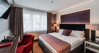 von_poll_real_estate_property_25271038_image_21