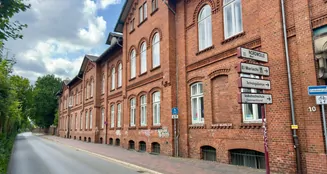 von_poll_real_estate_property_25271046_image_9