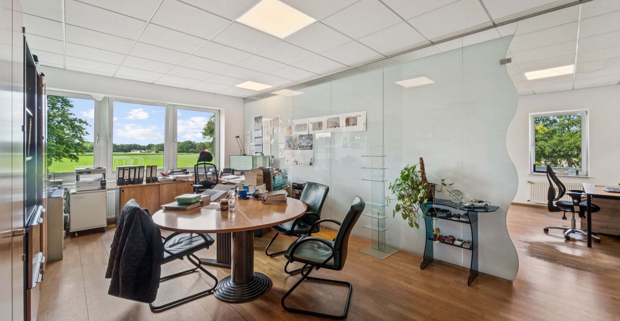 Büro OG Gebäude 1