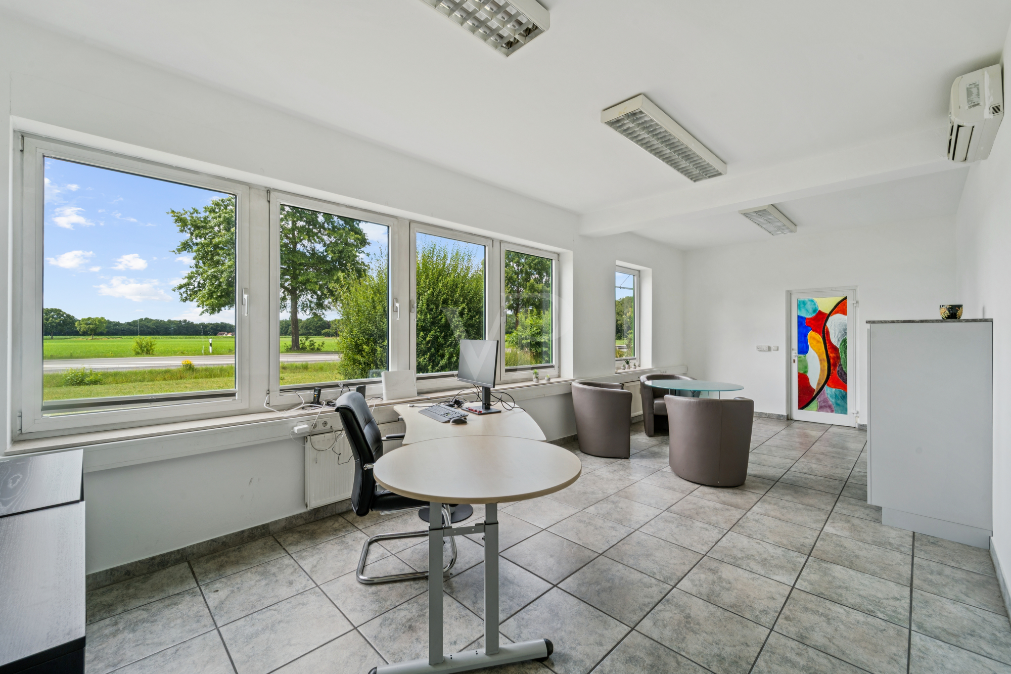 Büro EG Gebäude 1