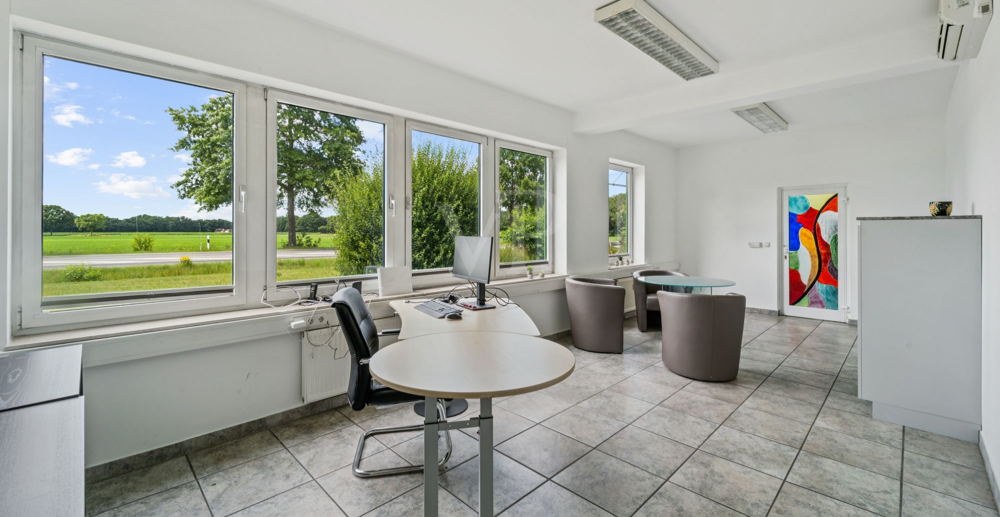 Büro EG Gebäude 1