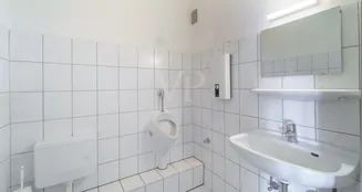 von_poll_real_estate_property_25271056_image_12