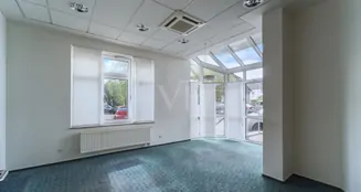 von_poll_real_estate_property_25271060_image_4