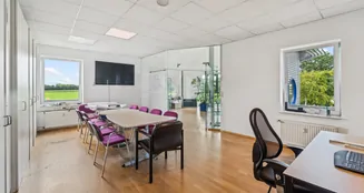 von_poll_real_estate_property_25271063_image_2