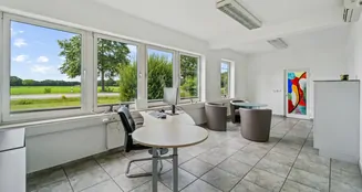 von_poll_real_estate_property_25271069_image_5