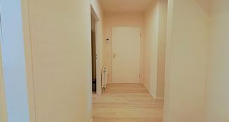 von_poll_real_estate_property_25140220_image_2
