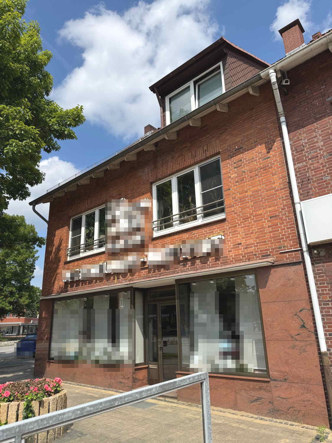 vordere Hausansicht