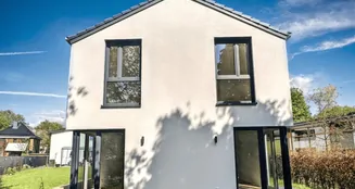 von_poll_real_estate_property_25140229_image_0