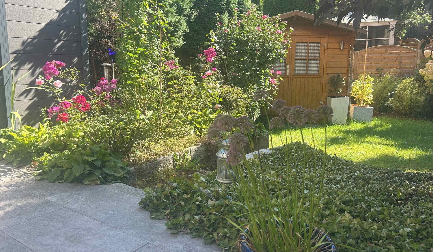 Terrasse und Garten
