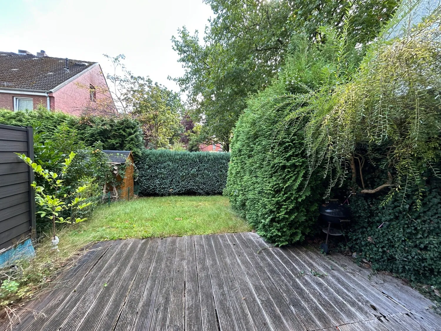 Terrasse und Garten