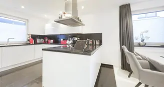 von_poll_real_estate_property_25140240_image_5