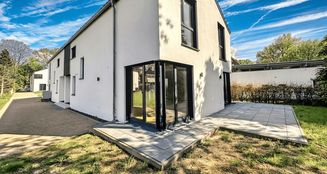 von_poll_real_estate_property_25140208_image_2