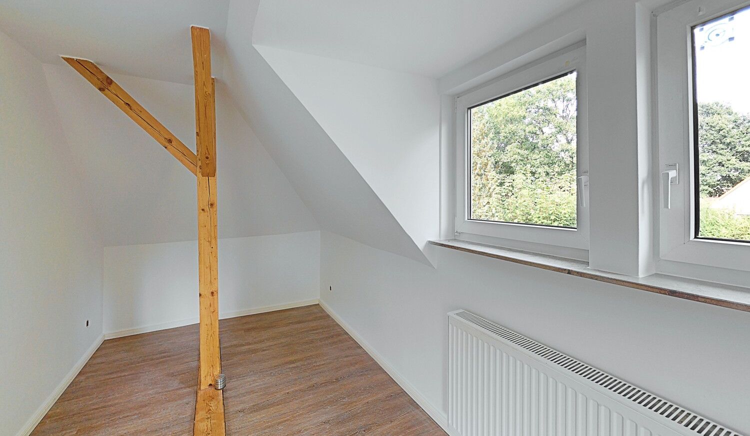 Zimmer 2 OG
