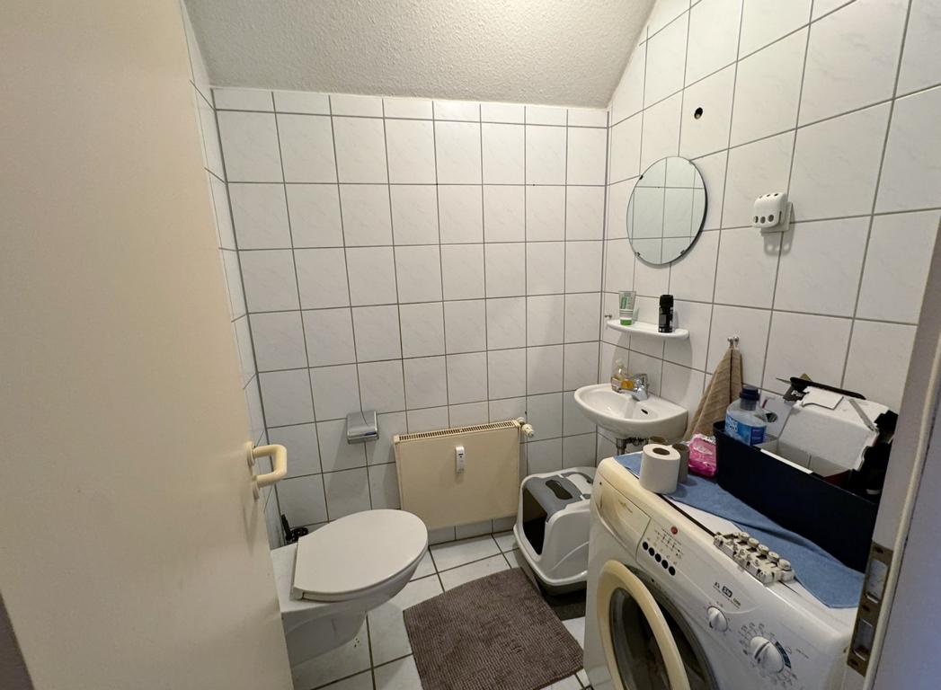 Badezimmer DG 2-Zimmer Wohnung