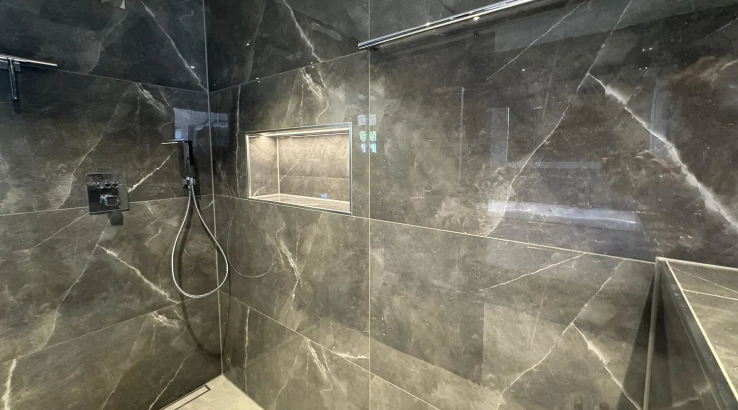 Badezimmer im Obergeschoss