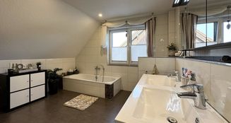 von_poll_real_estate_property_25264140_image_17