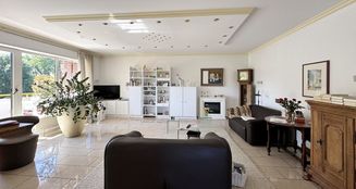 von_poll_real_estate_property_25264143_image_2
