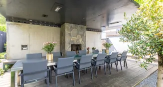 von_poll_real_estate_property_NL23185413_image_22