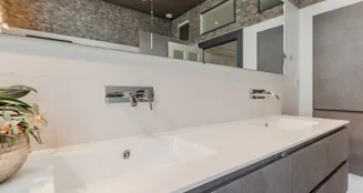 von_poll_real_estate_property_NL23185413_image_55